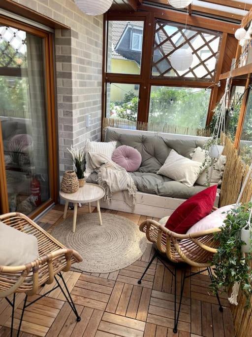 Cozy Wilkipartment Bis 4 Pers - Hund - Netflix - Wlan - Wintergarten - Coffeebar - Popcorn Ферль Экстерьер фото