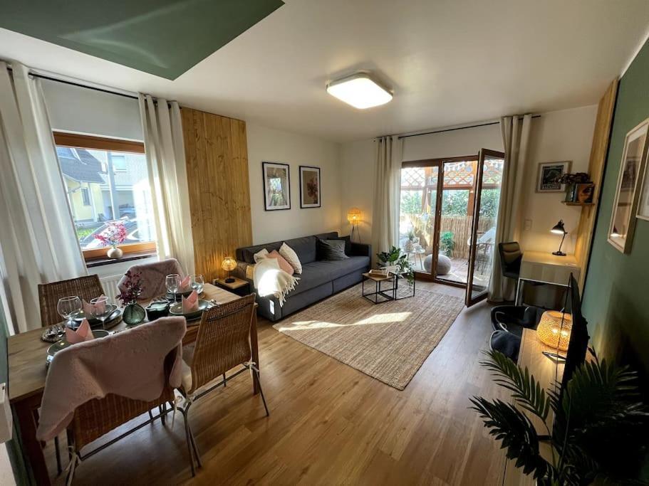 Cozy Wilkipartment Bis 4 Pers - Hund - Netflix - Wlan - Wintergarten - Coffeebar - Popcorn Ферль Экстерьер фото